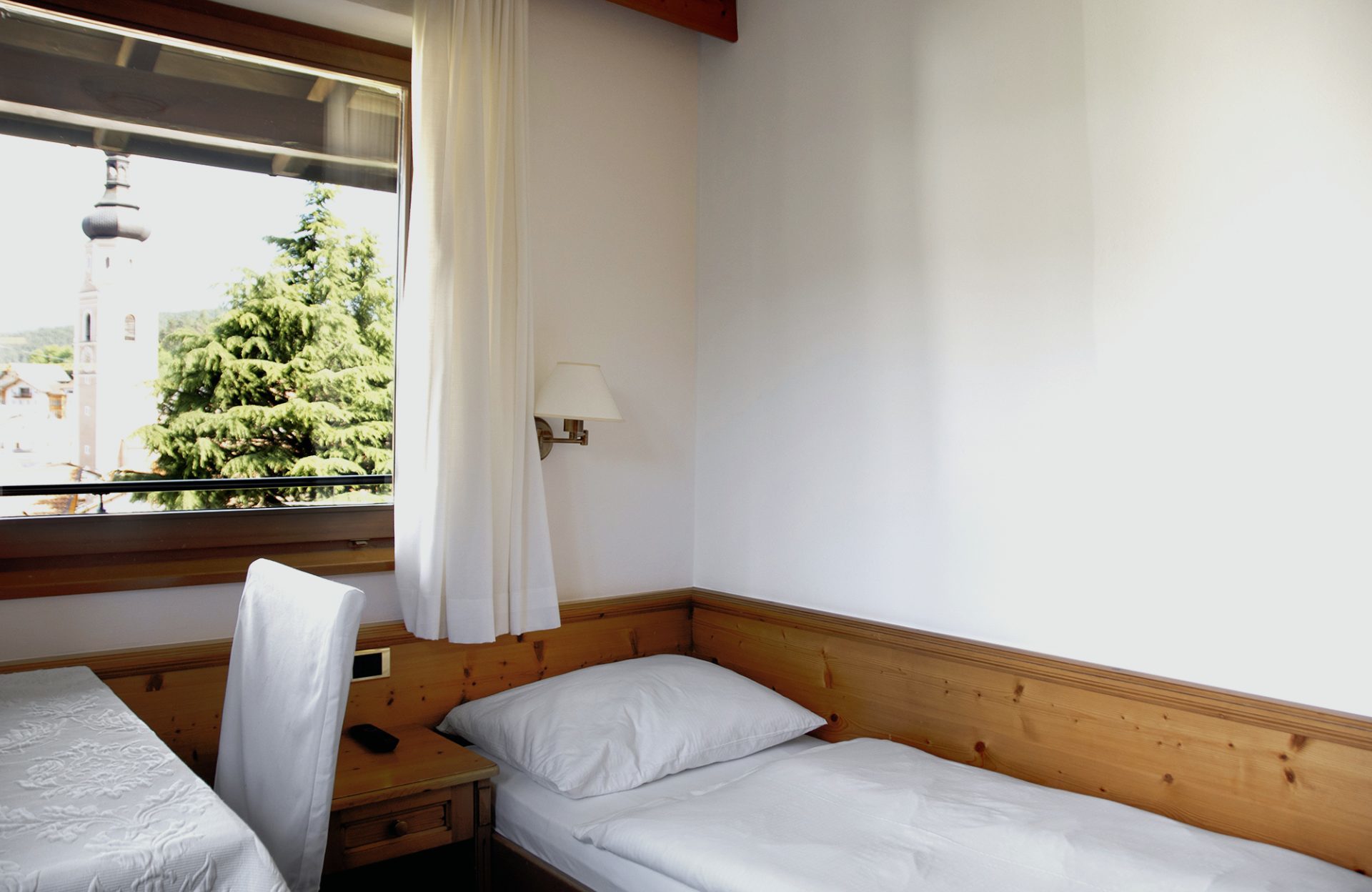 residence-mayr-single room-single bed